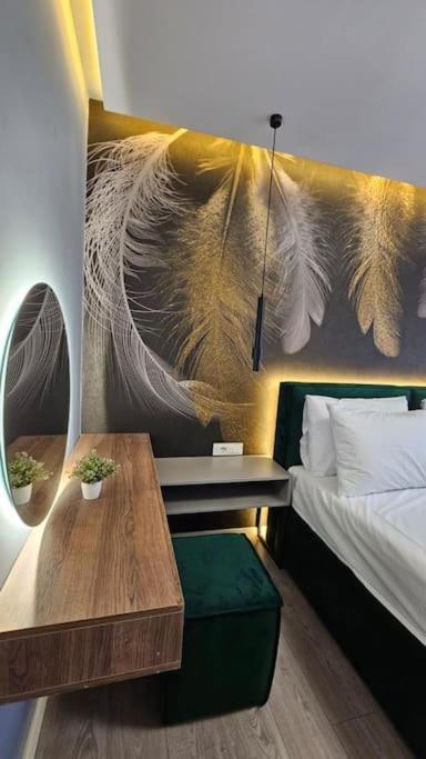 City Center Apartment Тирана Екстериор снимка